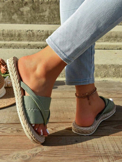 CAMILLA | COMFORTABLE CRISS - CROSS FLAT SANDALS