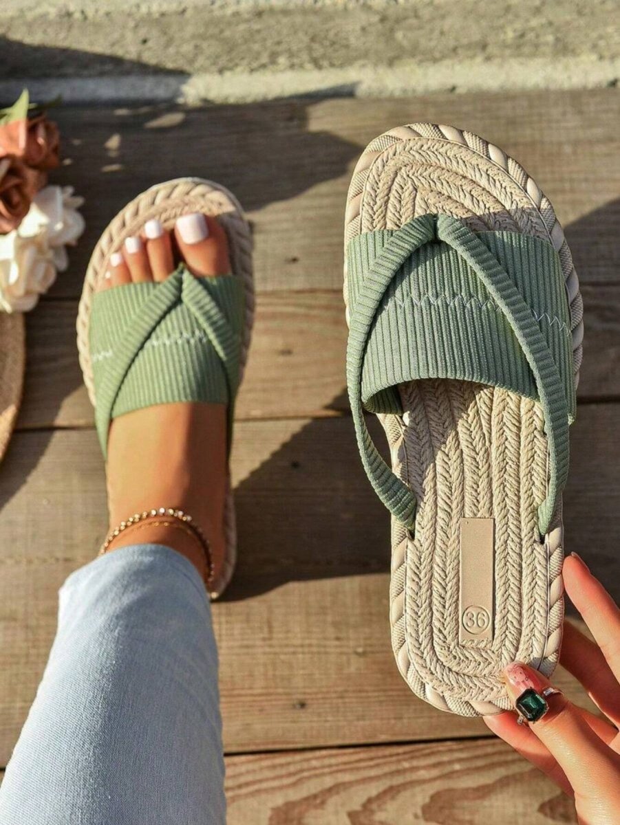 CAMILLA | COMFORTABLE CRISS - CROSS FLAT SANDALS