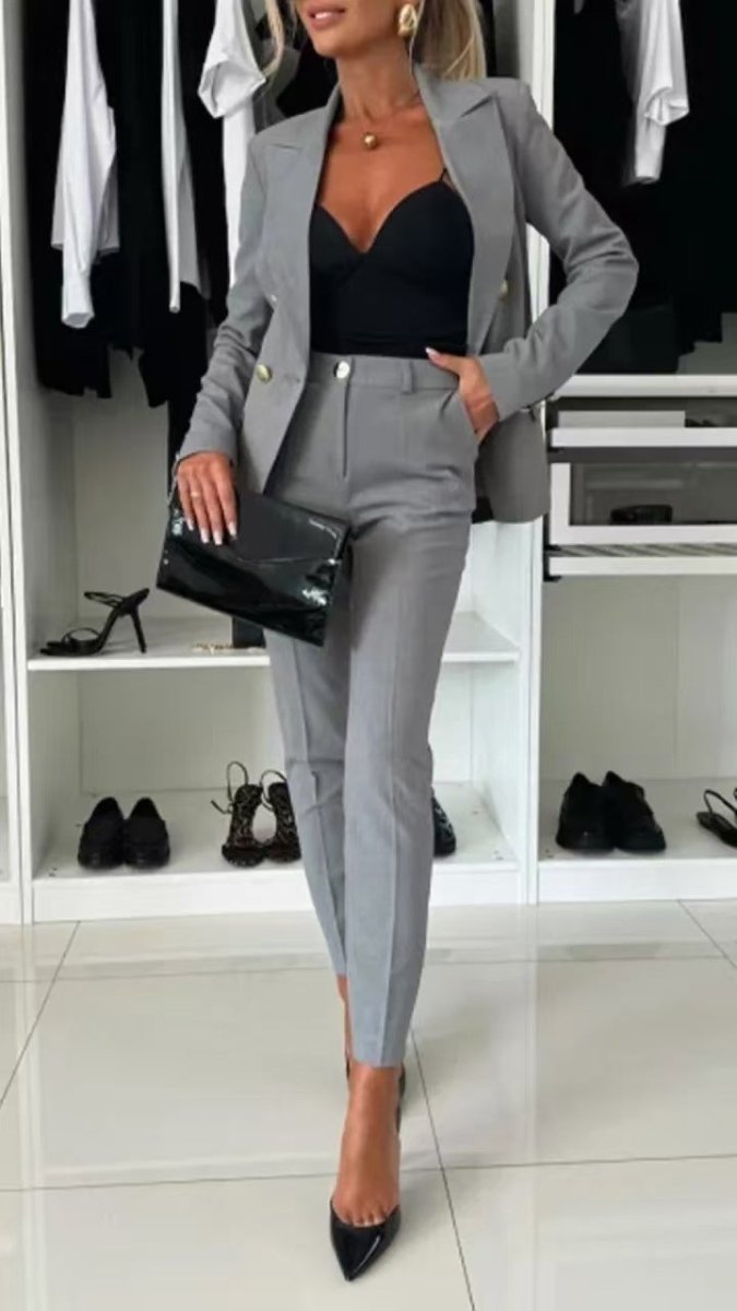 Iconic Slim Elegance Suit