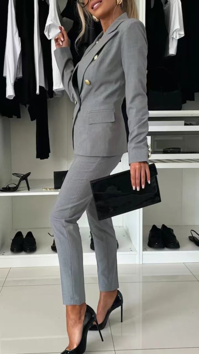 Iconic Slim Elegance Suit