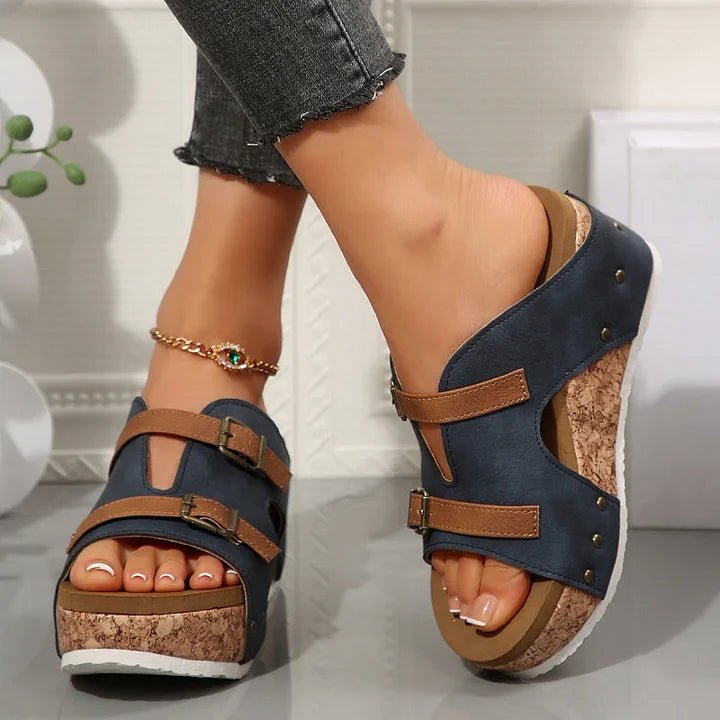 LARA | ORTHOPEDIC WEDGE - HEELED SANDALS