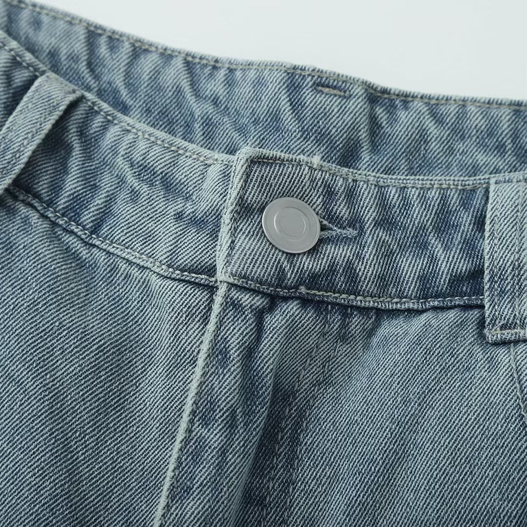 Léo™ | Mid - rise jeans, elegant wide cut