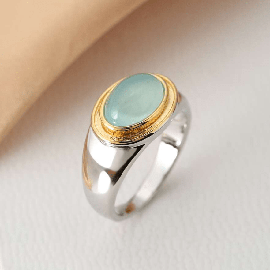 LEONA | LUXURIOUS MOONSTONE RING