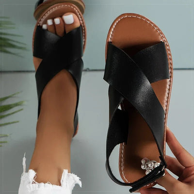 LINDY | CASUAL CROSS - STRAP FLAT SANDALS