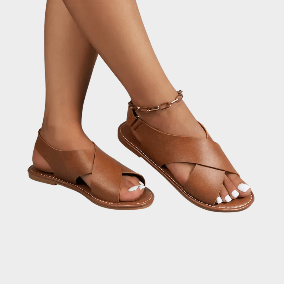 LINDY | CASUAL CROSS - STRAP FLAT SANDALS