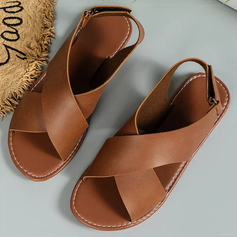 LINDY | CASUAL CROSS - STRAP FLAT SANDALS
