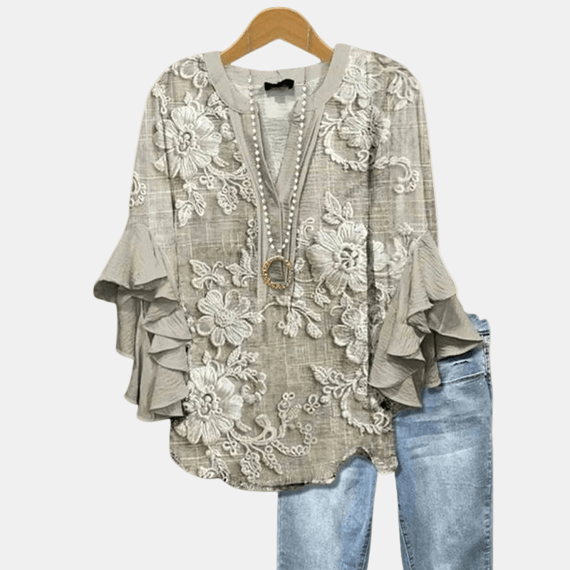 Lizzy | Timeless Floral Blouse