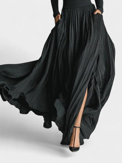 Mary | All Black Turtleneck & Pleated Skirt Set