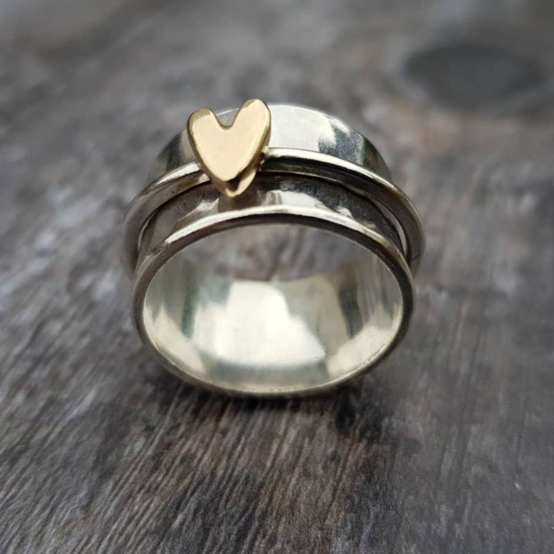 MINDY | SILVER GOLDEN HEART RING