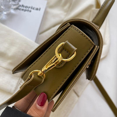 The Minimalist Shoulder Bag