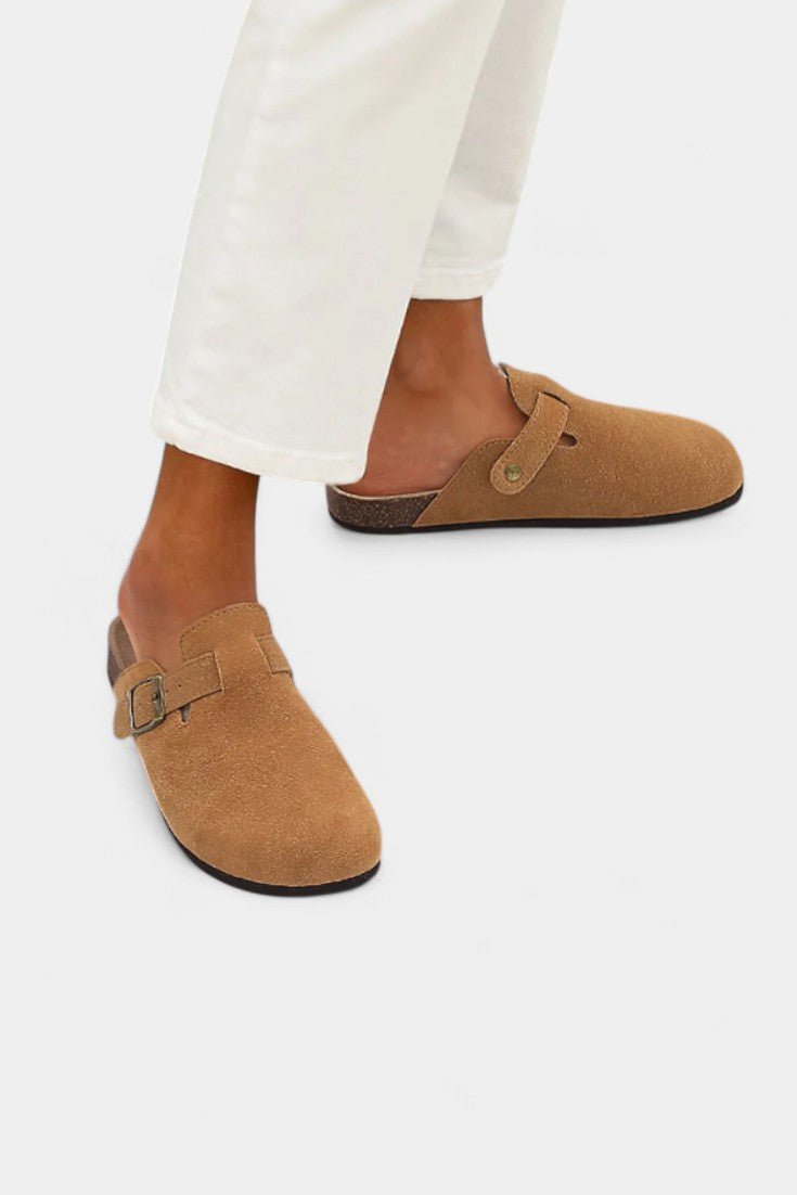 Tia | Robust Suede Clogs